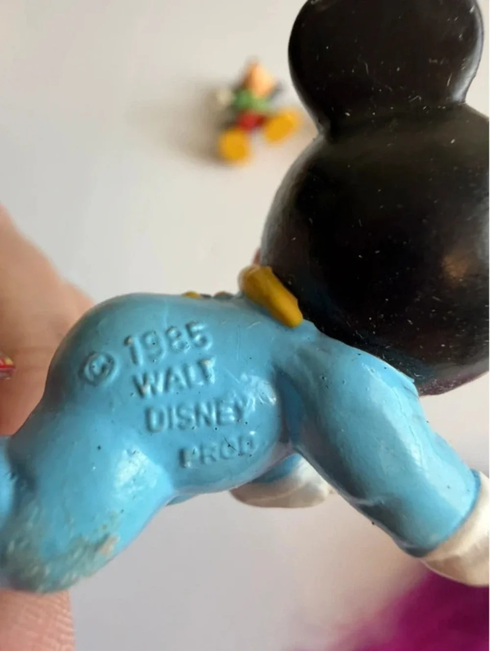 Lot of 4 80s Smurf and Mickey Mouse PVC figures